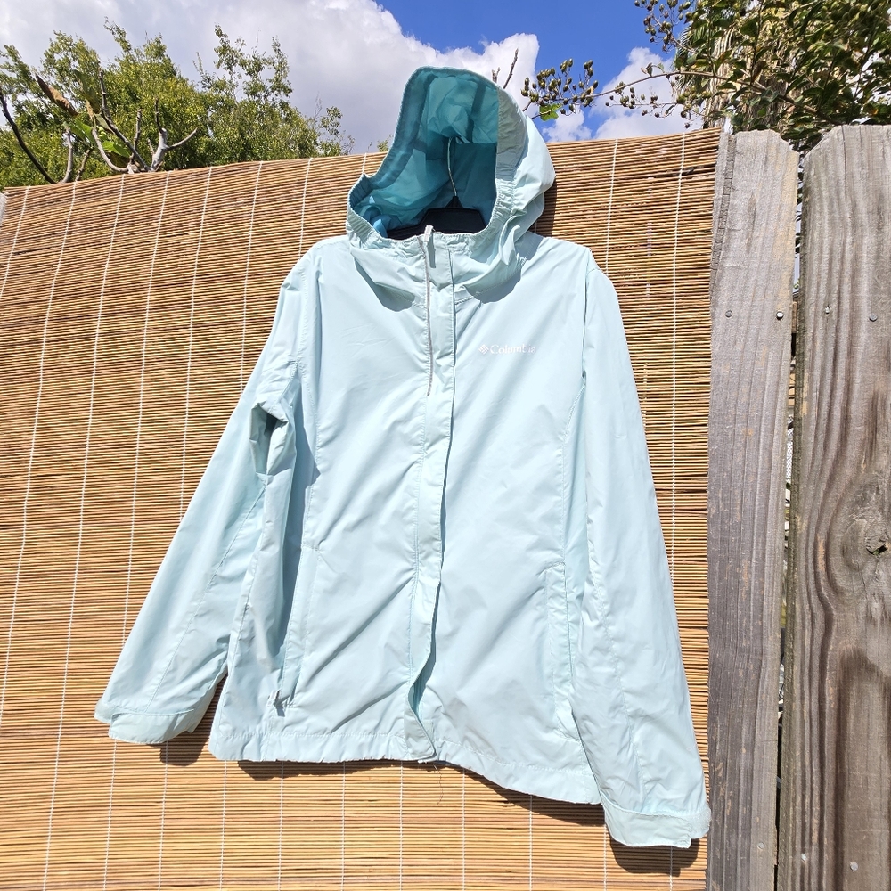 COLUMBIA Omni Shield WATERPROOF Lightweight Advanced Repellency Jacket M 10/12